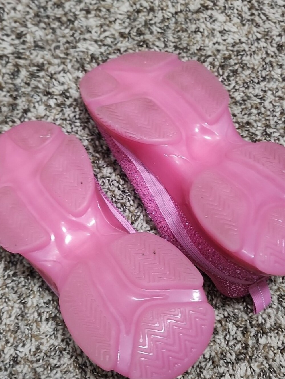 Steve Madden Maxima Hot Barbie Pink Rhinestone Fashion Sneakers Sparkle Athletic - Picture 9 of 12